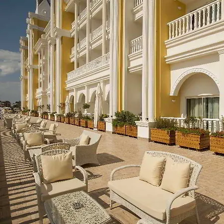 Dreamworld Hotel